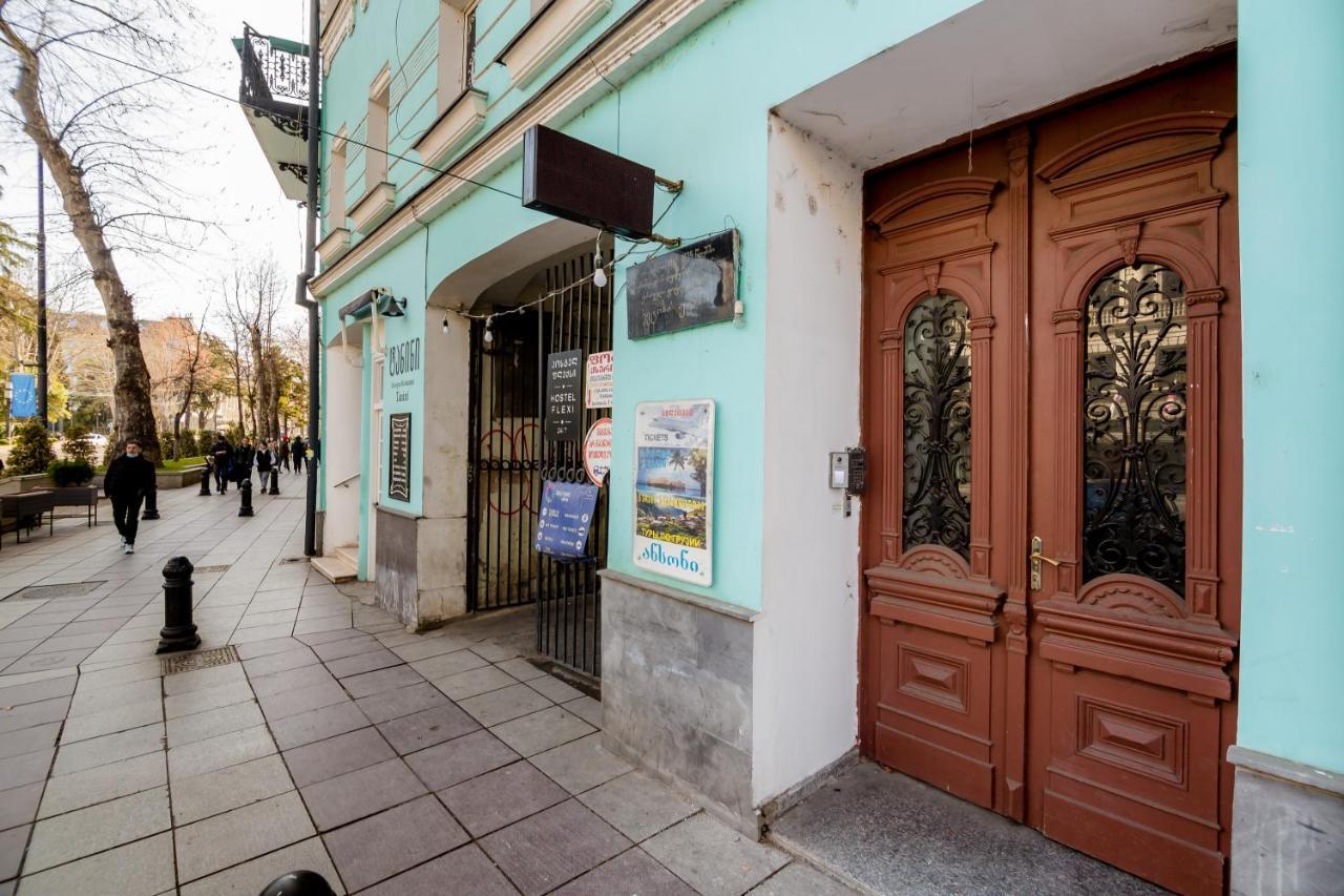 Rustaveli Central ApartHotel Tbilisi Esterno foto