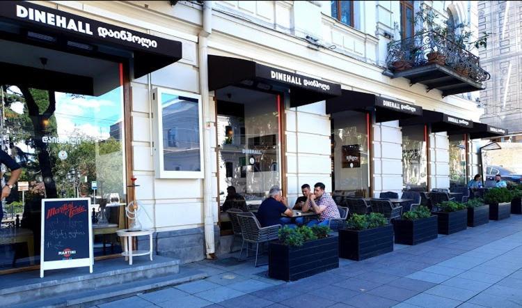 Rustaveli Central ApartHotel Tbilisi Esterno foto